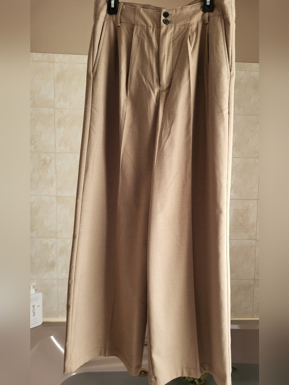 NWT Wide Leg Pleated Trousers